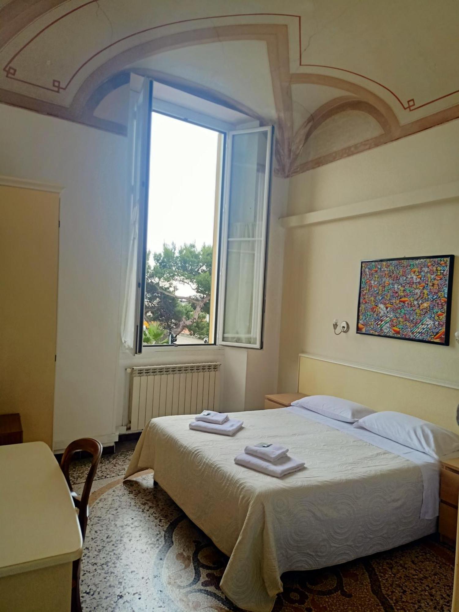 Hotel Serena Arenzano Camera foto